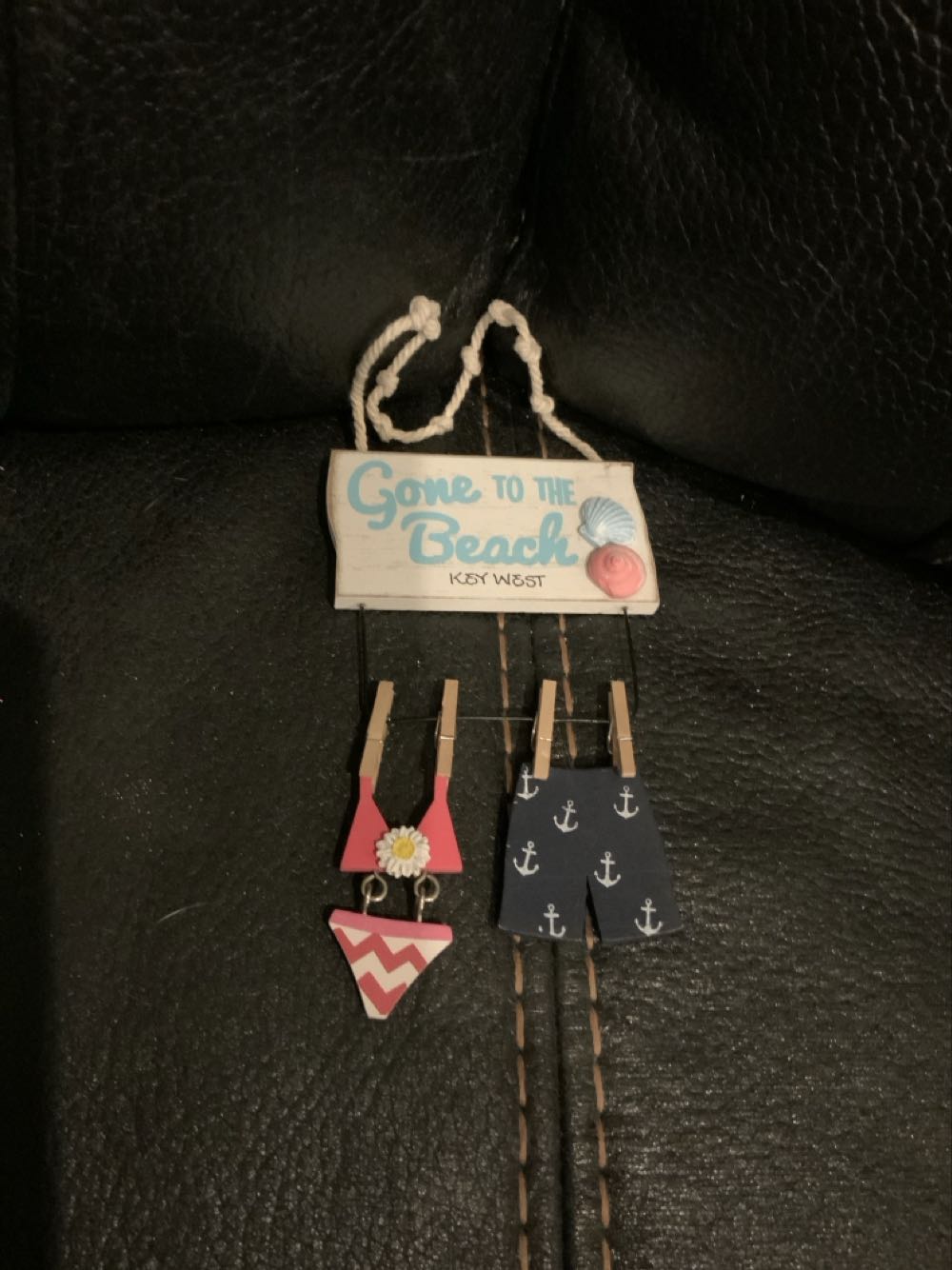 Holly Leaves Green And Red Crystals