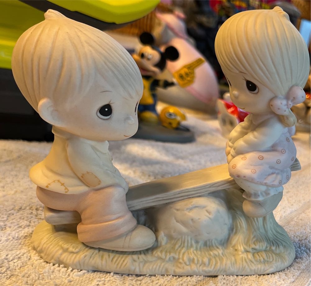 Disney Showcase Snow Flakes Princess Ornament Set