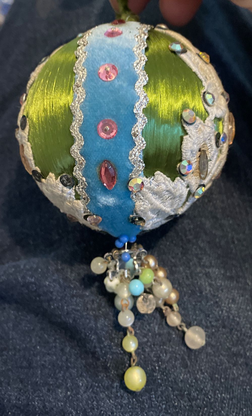 Bead & Sequin - Round - Olive Green - Rose - Flower (Bead & Sequin) ornament collectible - Main Image 2