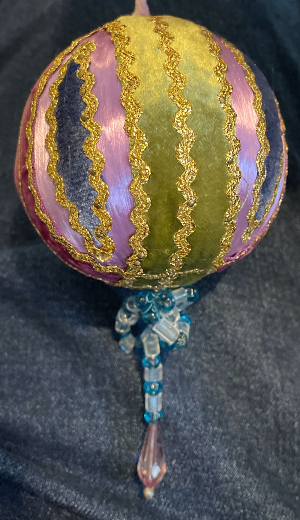 Bead & Sequin - Round - Purple, Blue, Green - Round (Bead & Sequin) ornament collectible - Main Image 3