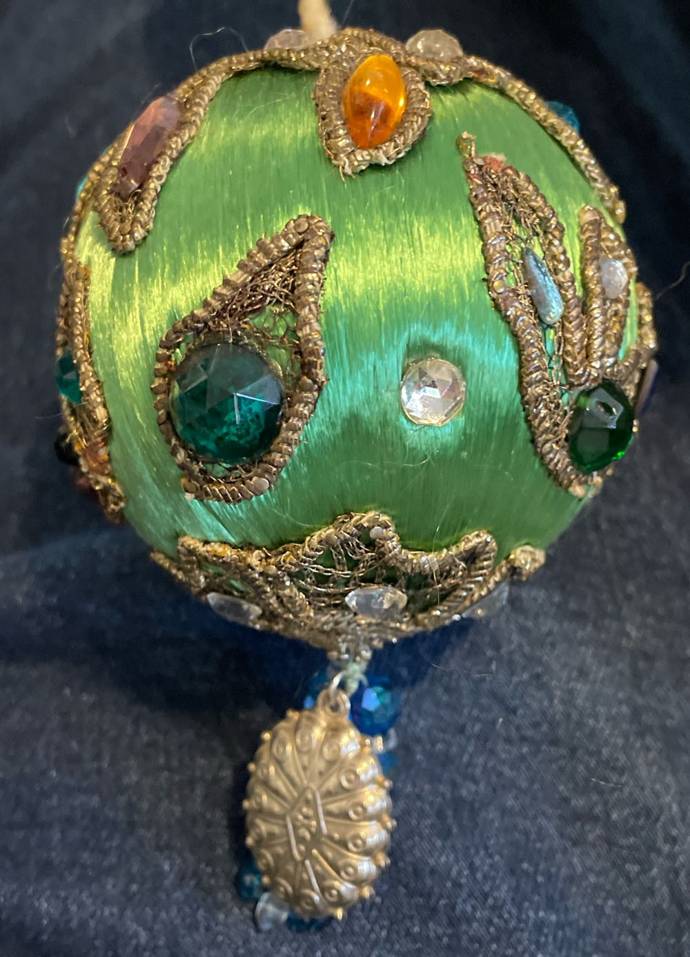 Bead & Sequin - Round - Green - Multi Colors - Leaves - Round (Bead & Sequin) ornament collectible - Main Image 4