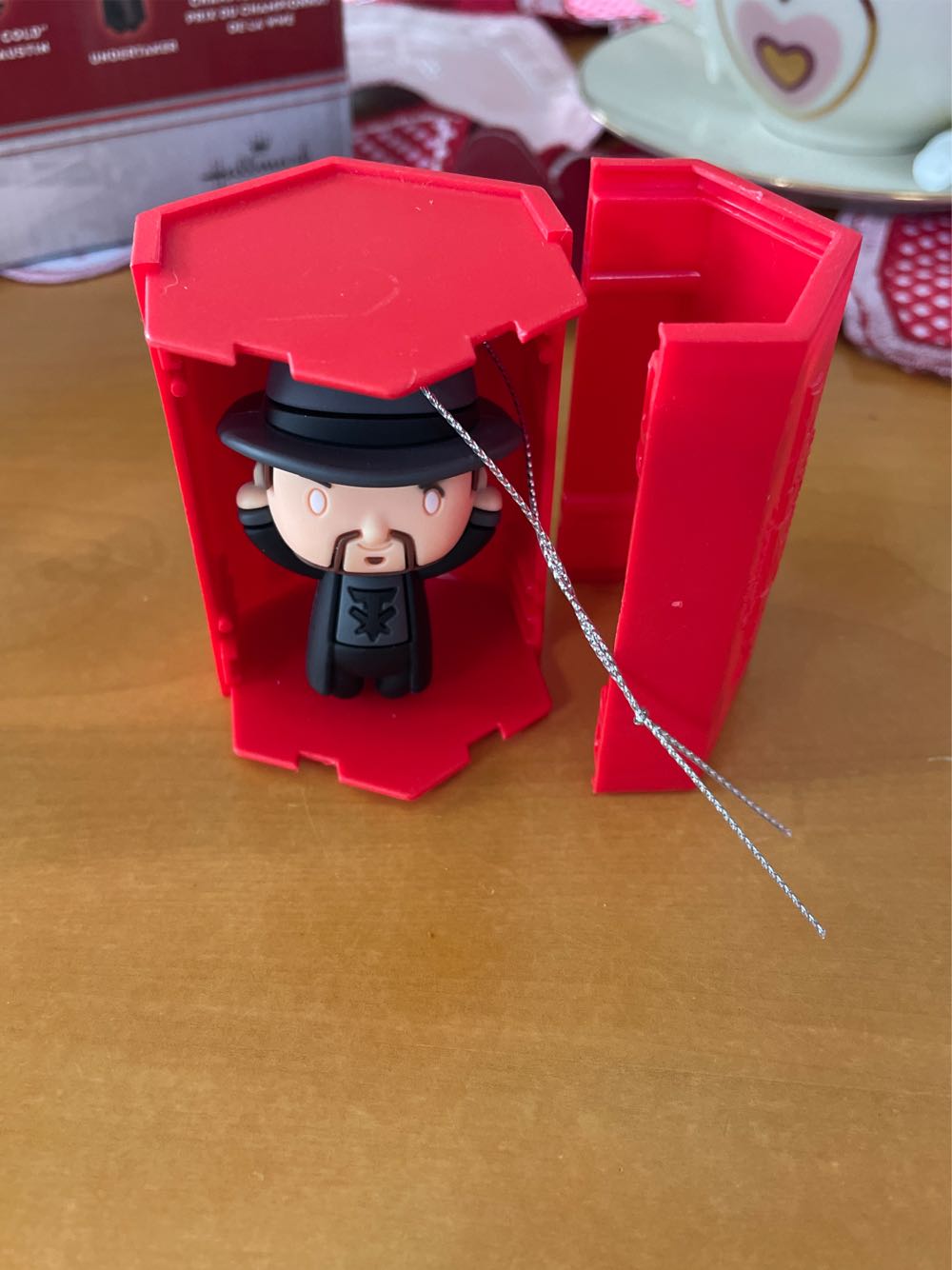 Disney Mirrorverse Genie 7” Action Figure With Accessories Pack Of 2