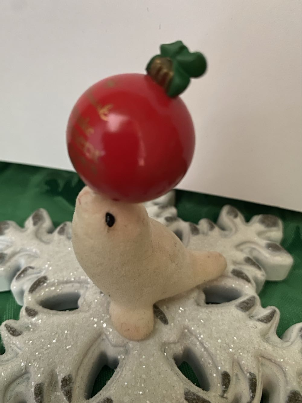 KOCC - 1988 Seal Of Friendship  ornament collectible - Main Image 2