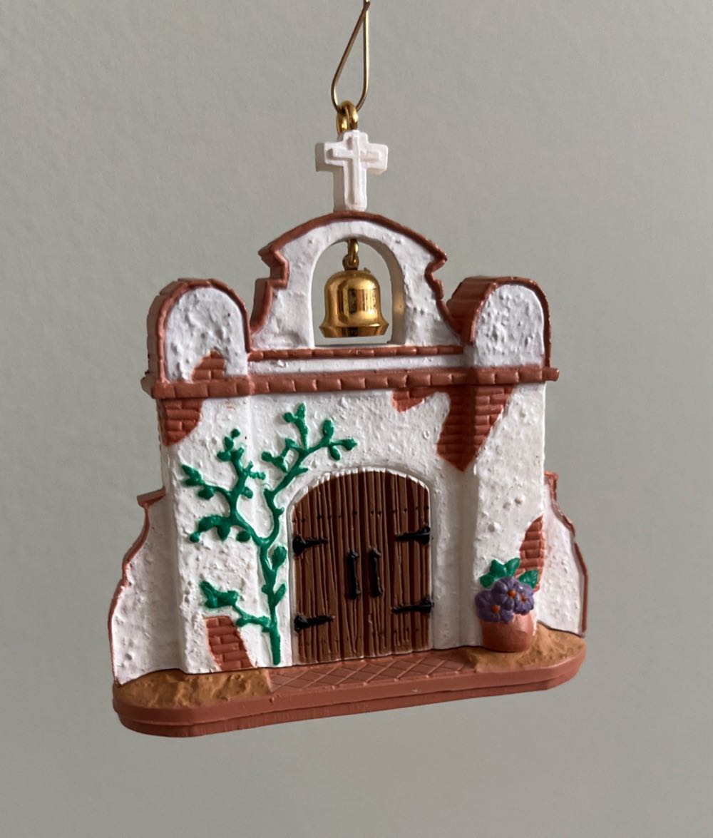 Mission: Felix Navidad  ornament collectible - Main Image 2