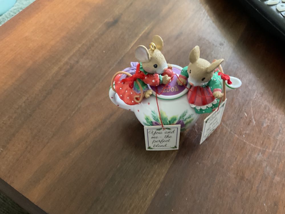 Heirloom Sister To Sister  ornament collectible [Barcode 661526171300] - Main Image 2