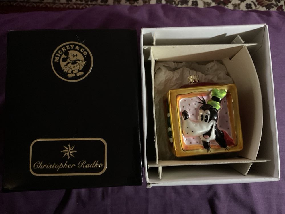 Spotlight On Snoopy: 05: Literary Ace