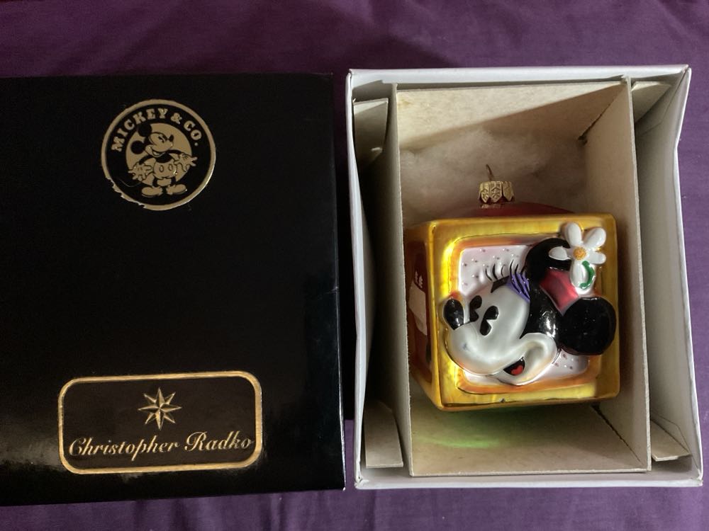 Christopher Radko Mickey/Minnie Block - Mickey & Co. (Disney) ornament collectible [Barcode 645001139115] - Main Image 2