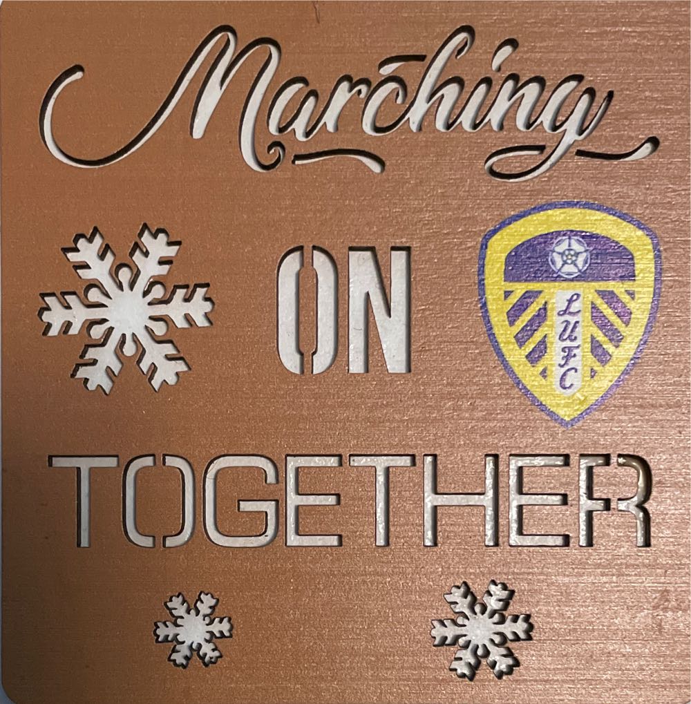 Poland - Round - Swirls - Mica