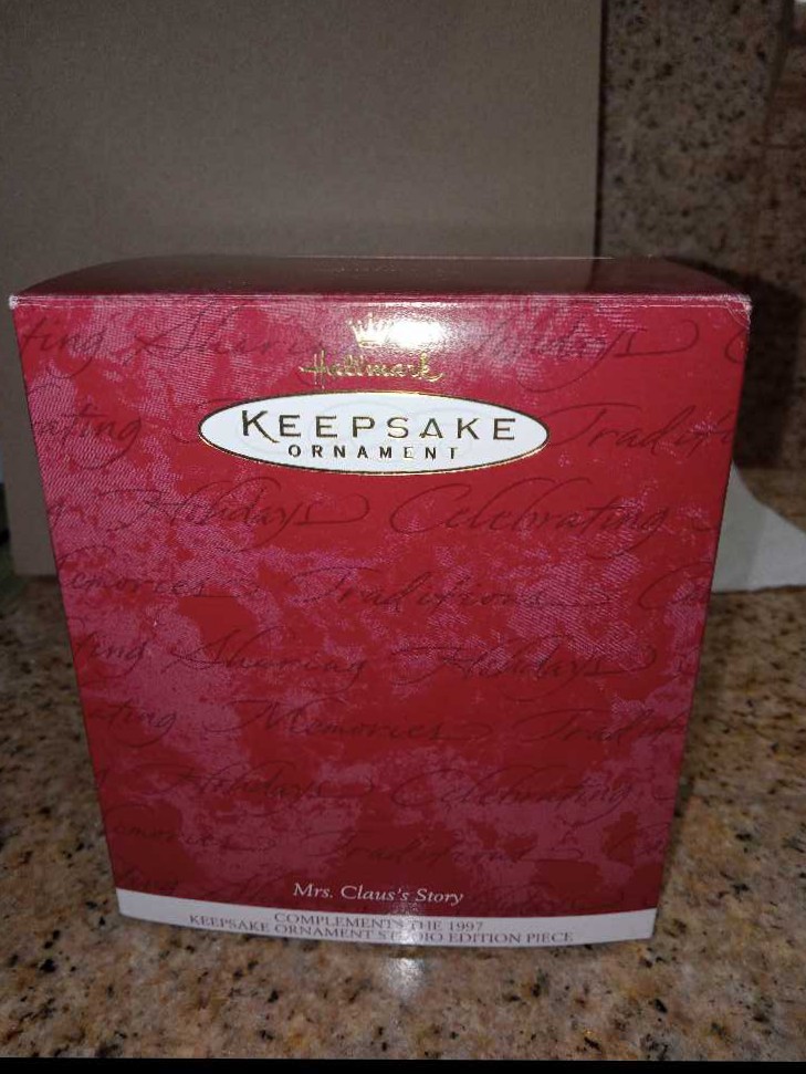 Mrs. Claus’s Story 1997  ornament collectible - Main Image 4