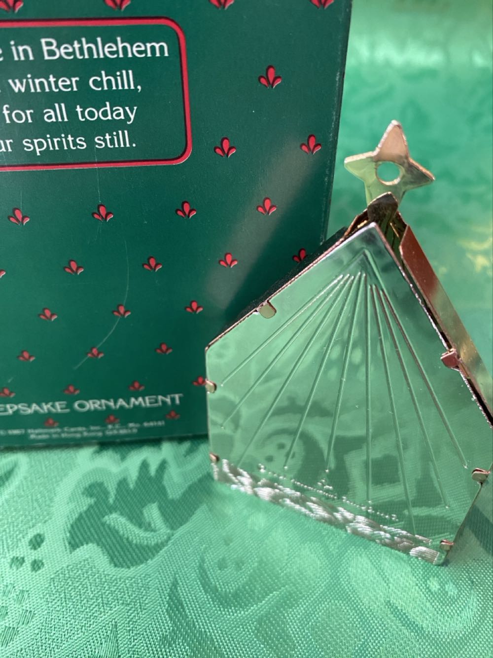 Miniature Crèche 3rd - Miniature Creche ornament collectible - Main Image 3