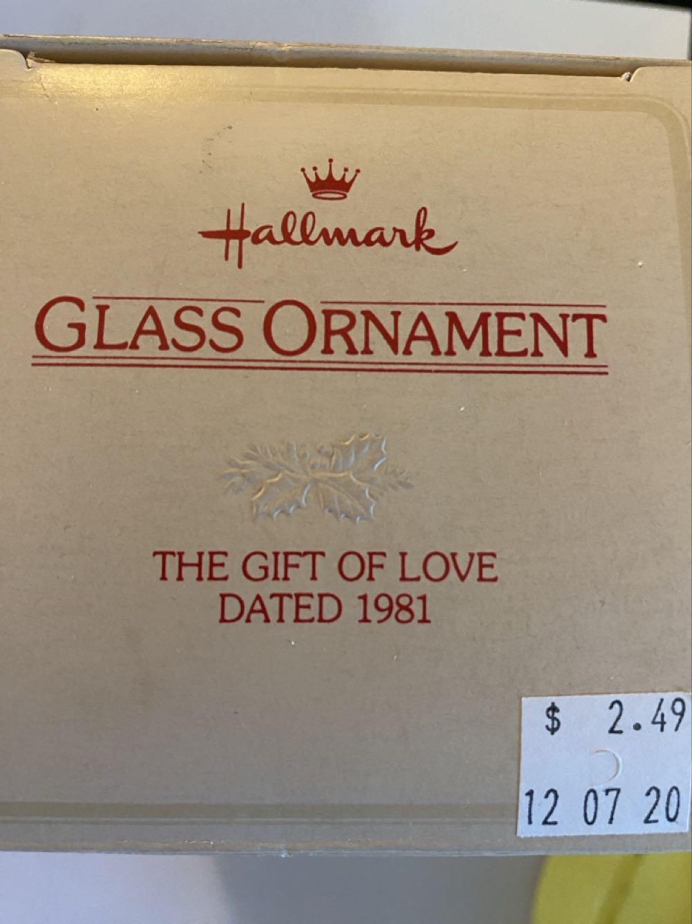 The Gift Of Love  ornament collectible - Main Image 3