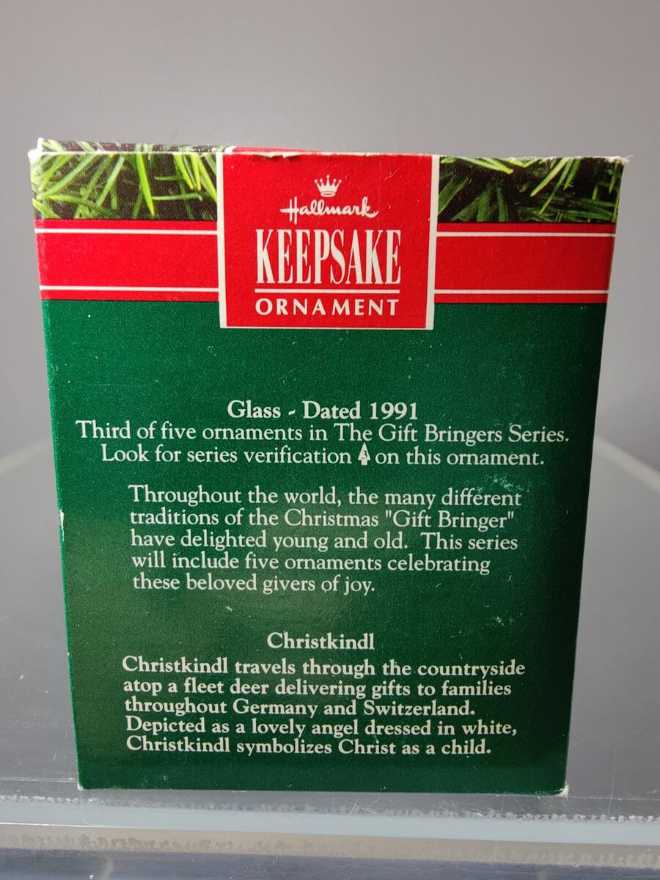 The Gift Bringers - Christkindl  1991 - The Gift Bringers (Christmas) ornament collectible [Barcode 070000027390] - Main Image 4