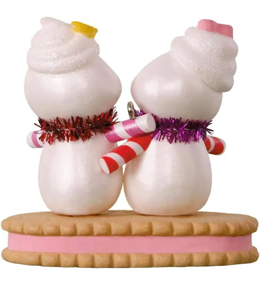 Sweet & Sassy Sisters  (Kitchen Tree) ornament collectible - Main Image 3