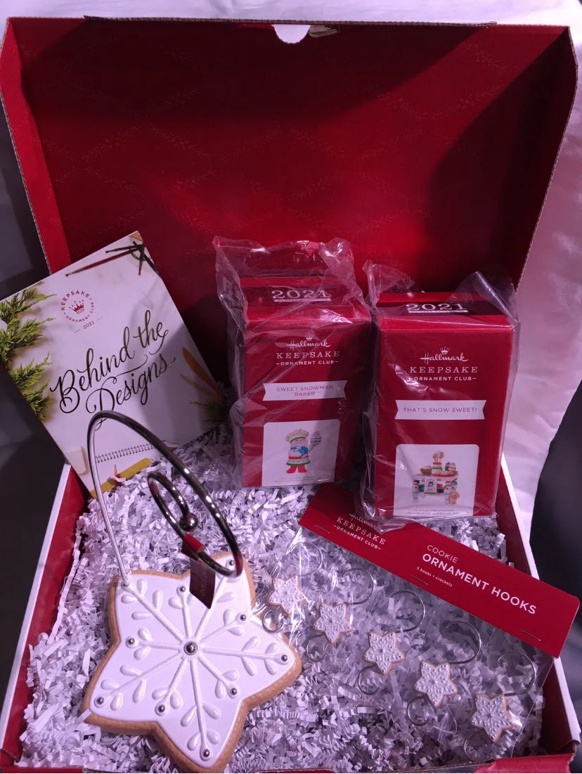 Jim Shore Heartwood Creek Naughty & Nice Santa 2 Sided Hanging ”santa Naughty Nice” Naughty Nice 4005789