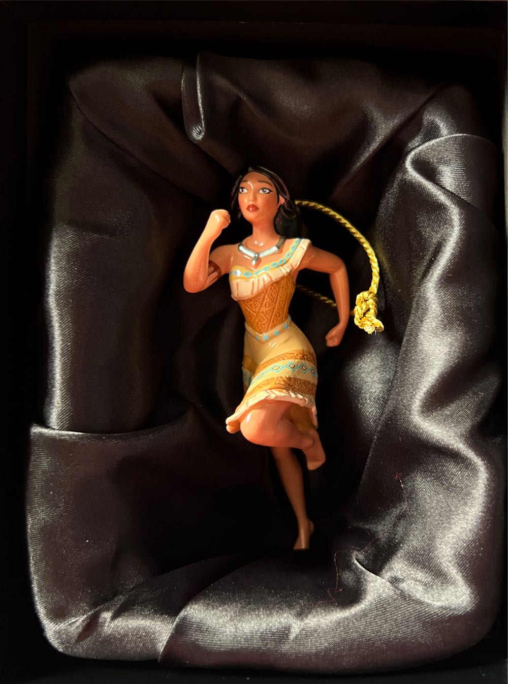 Pocahontas Porcelain Christmas ...  ornament collectible [Barcode 400958870364] - Main Image 2