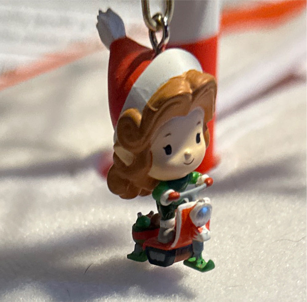 Lia - Miniature - KOC Member Exclusive (KOC Member Exclusive) ornament collectible - Main Image 4