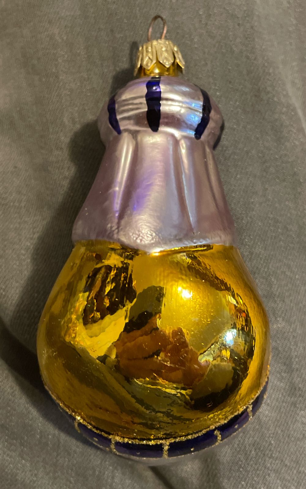 Gifts For A King - 1998 - Gold - Gifts For A King (Collection) ornament collectible - Main Image 2