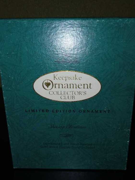 Sharing Christmas - KOC Collector’s  Club Limited Edition Ornament (Children) ornament collectible - Main Image 2