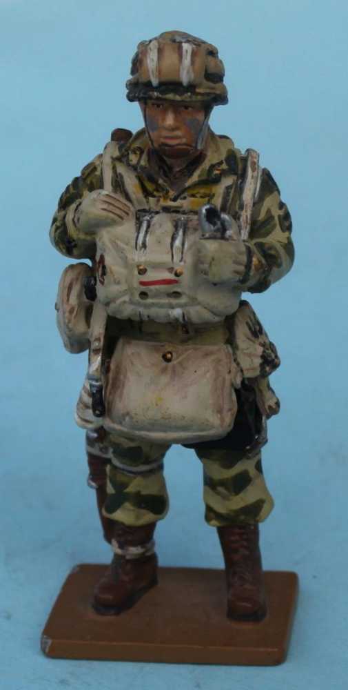 Hallmark Vintage Christmas Holiday Stocking Hanger Nostalgic Santa With Bag