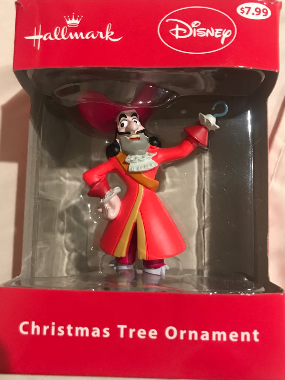 Captain Hook  ornament collectible [Barcode 795902363420] - Main Image 2