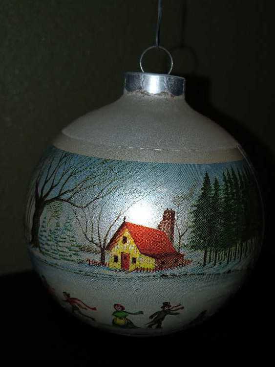 Season’s Greetings  (Skating on Pond) ornament collectible - Main Image 3
