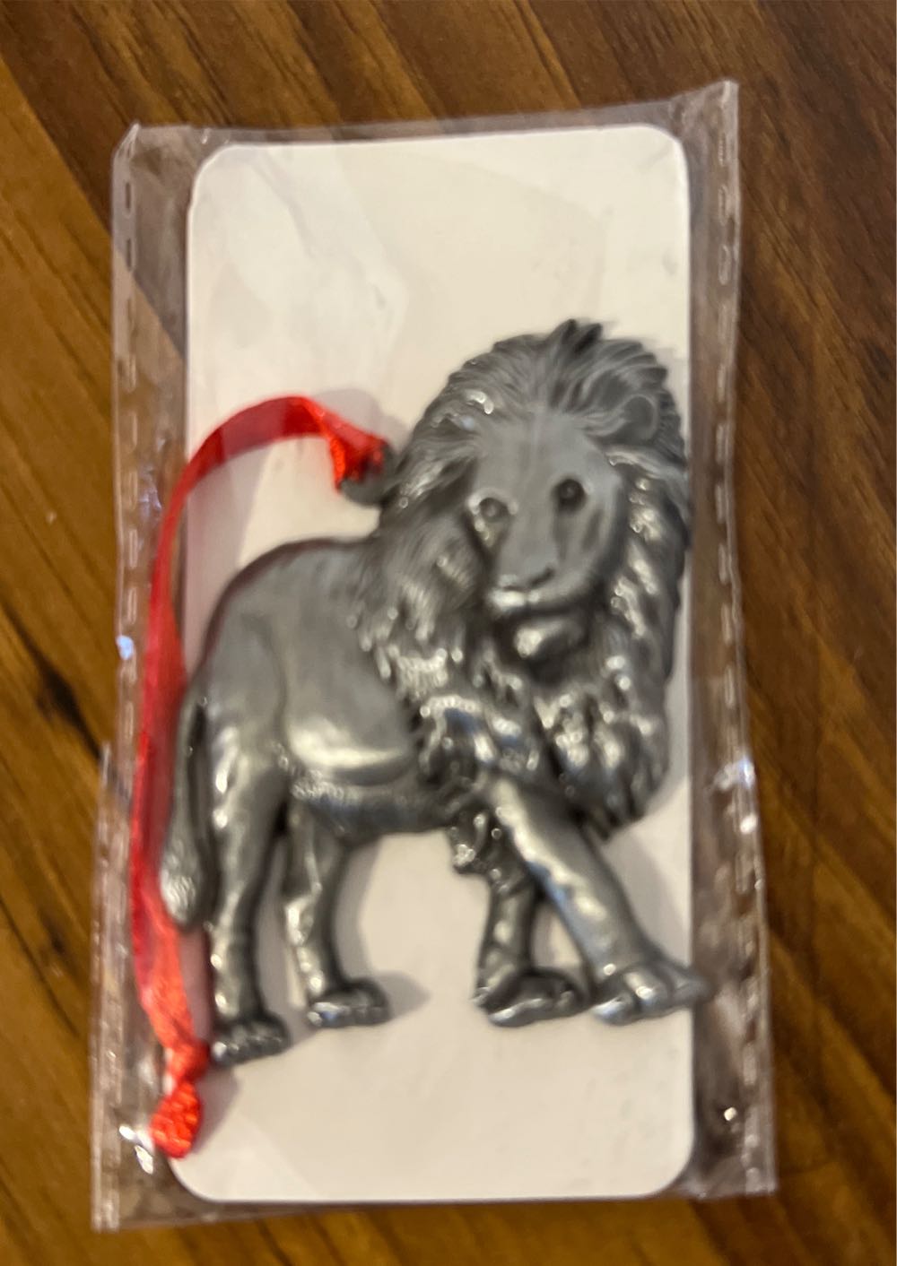 Lion Christmas Ornament Pewter Charm Decorative Vacation Travel Souvenir Zoo Safari Jungle Animals Theme Decoration  ornament collectible - Main Image 4
