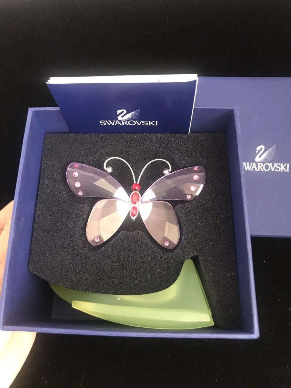 SWAROVSKI CRYSTAL  BUTTERFLY ACARA VIOLET #719184 - NEW  (Butterfly) ornament collectible - Main Image 2