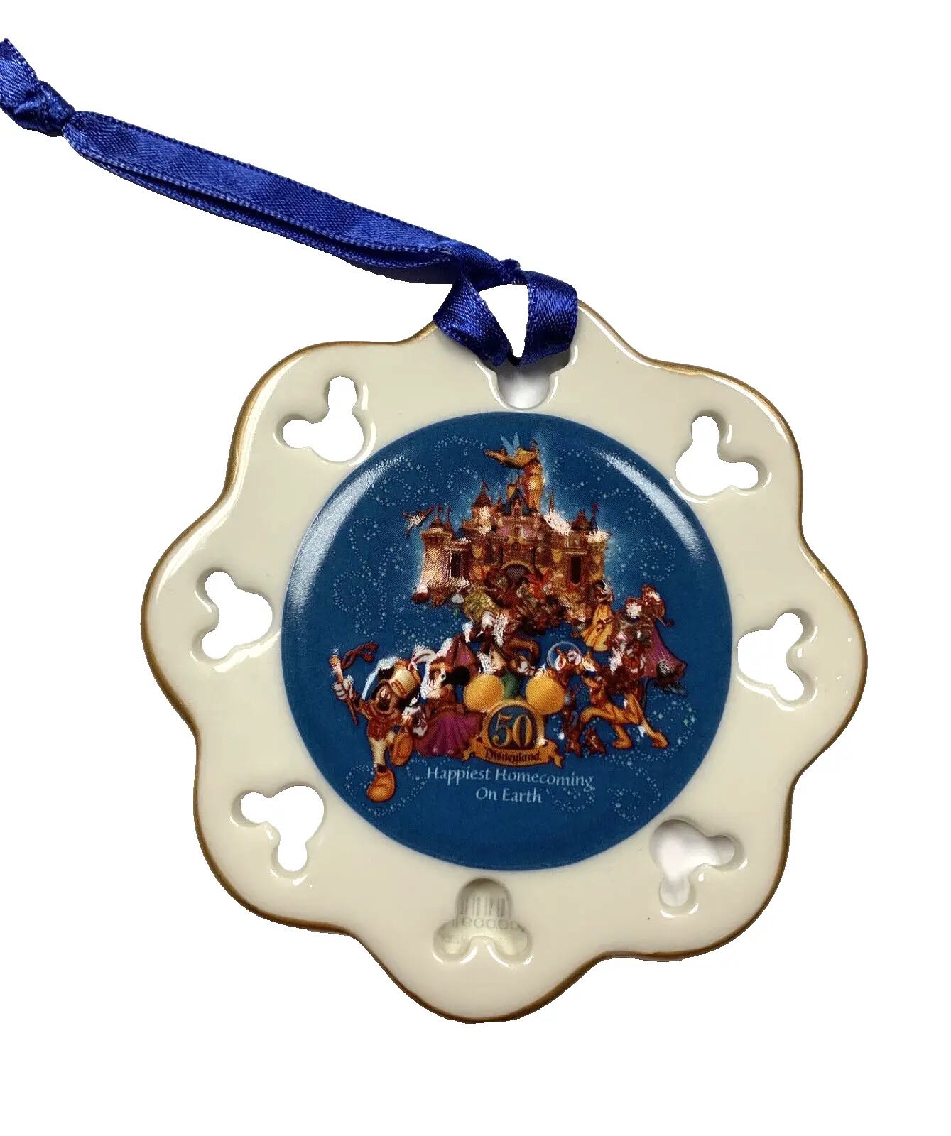 W/A Santa’s Of The World Ireland