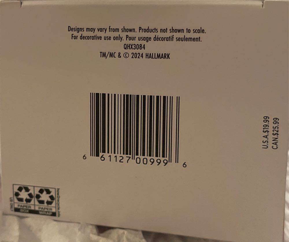 Hallmark Keepsake Christmas Ornament Been There Loved That! Photo Frame Gift For Her - Annual Frame (Photo Holder Ornament) ornament collectible [Barcode 661127009996] - Main Image 3