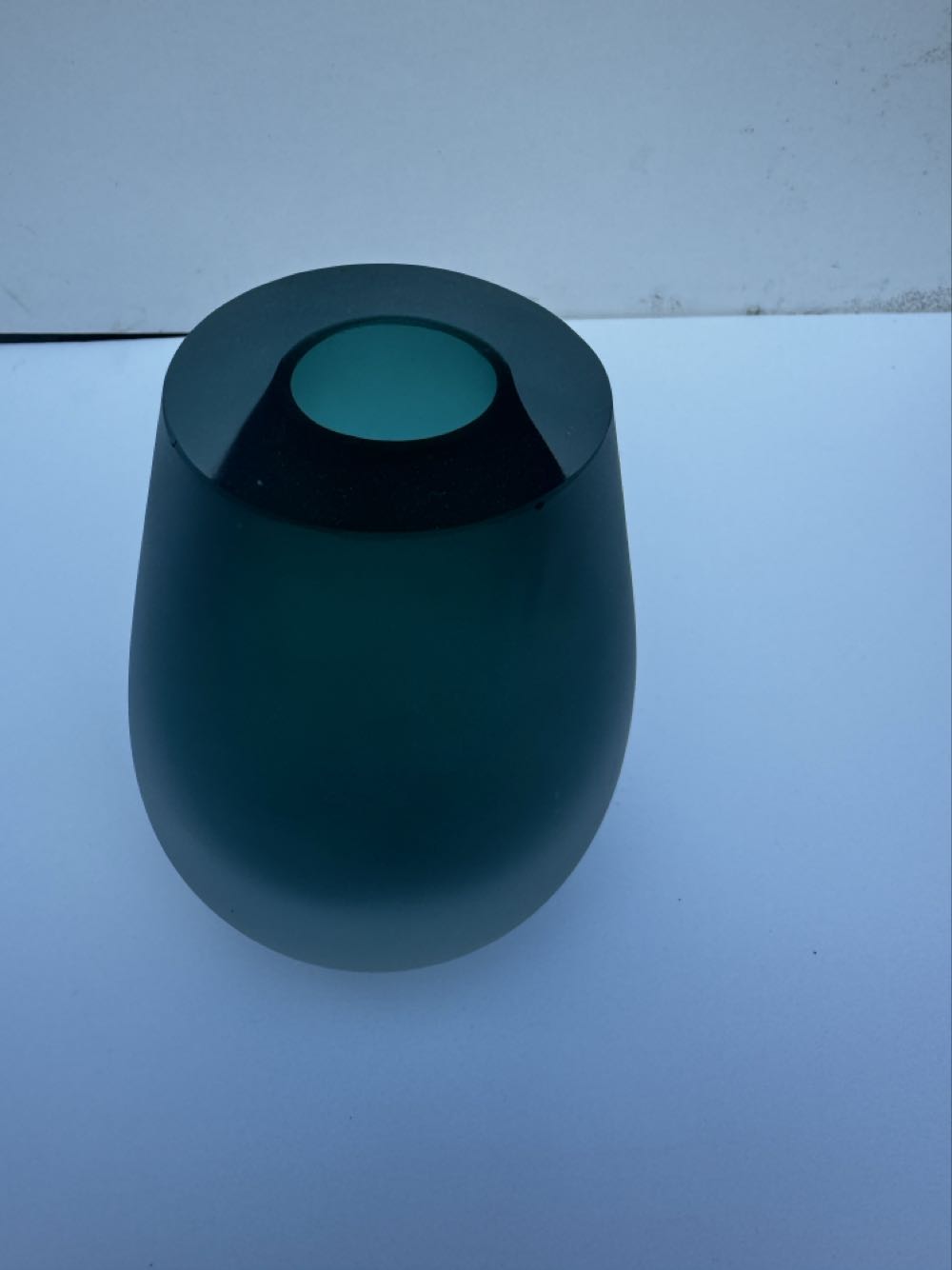 Green Opaque Glass Vase   ornament collectible - Main Image 2