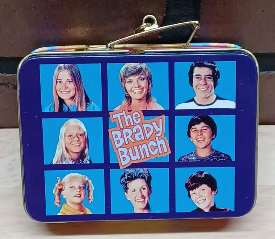 Lunch With The Brady Bunch   ornament collectible - Main Image 4
