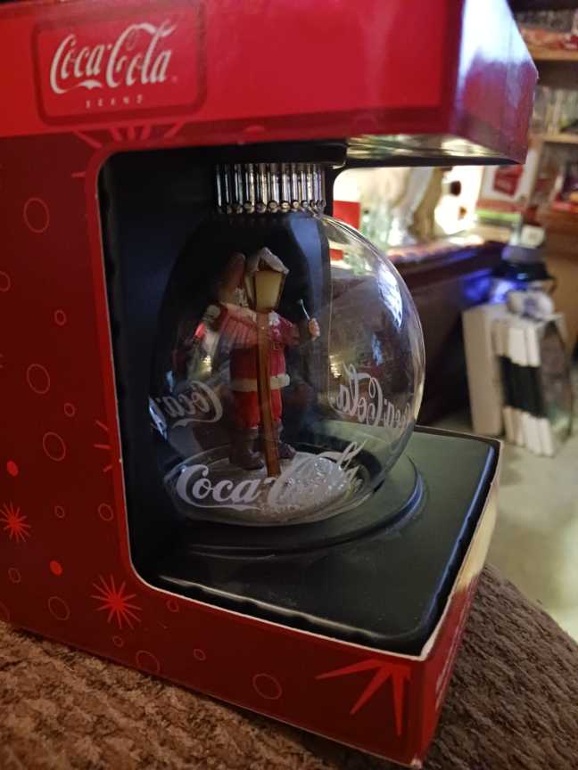 Coca-Cola Ornament Holiday Radiance Santa By Lamp Post W/Coke Bottle  - Coca-Cola Ornament Holiday Radiance (Coca-Cola Ornament) ornament collectible - Main Image 2