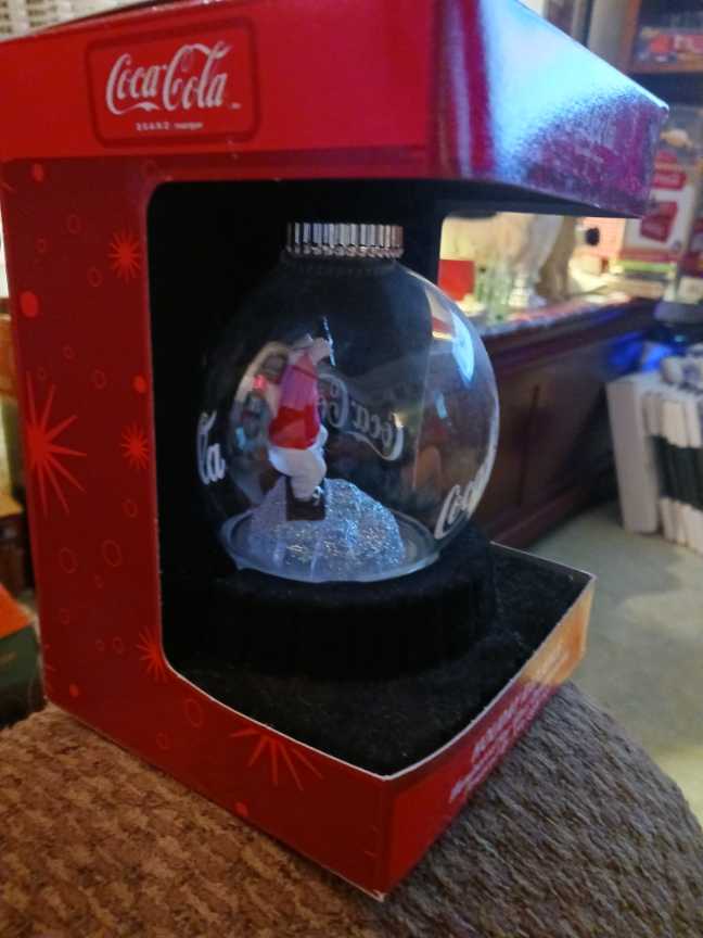 Coca-Cola Ornament Holiday Radiance Polar Bear On Snowboard W/Coke Bottle  - Coca-Cola Ornament Holiday Radiance (Coca-Cola Ornament) ornament collectible - Main Image 2
