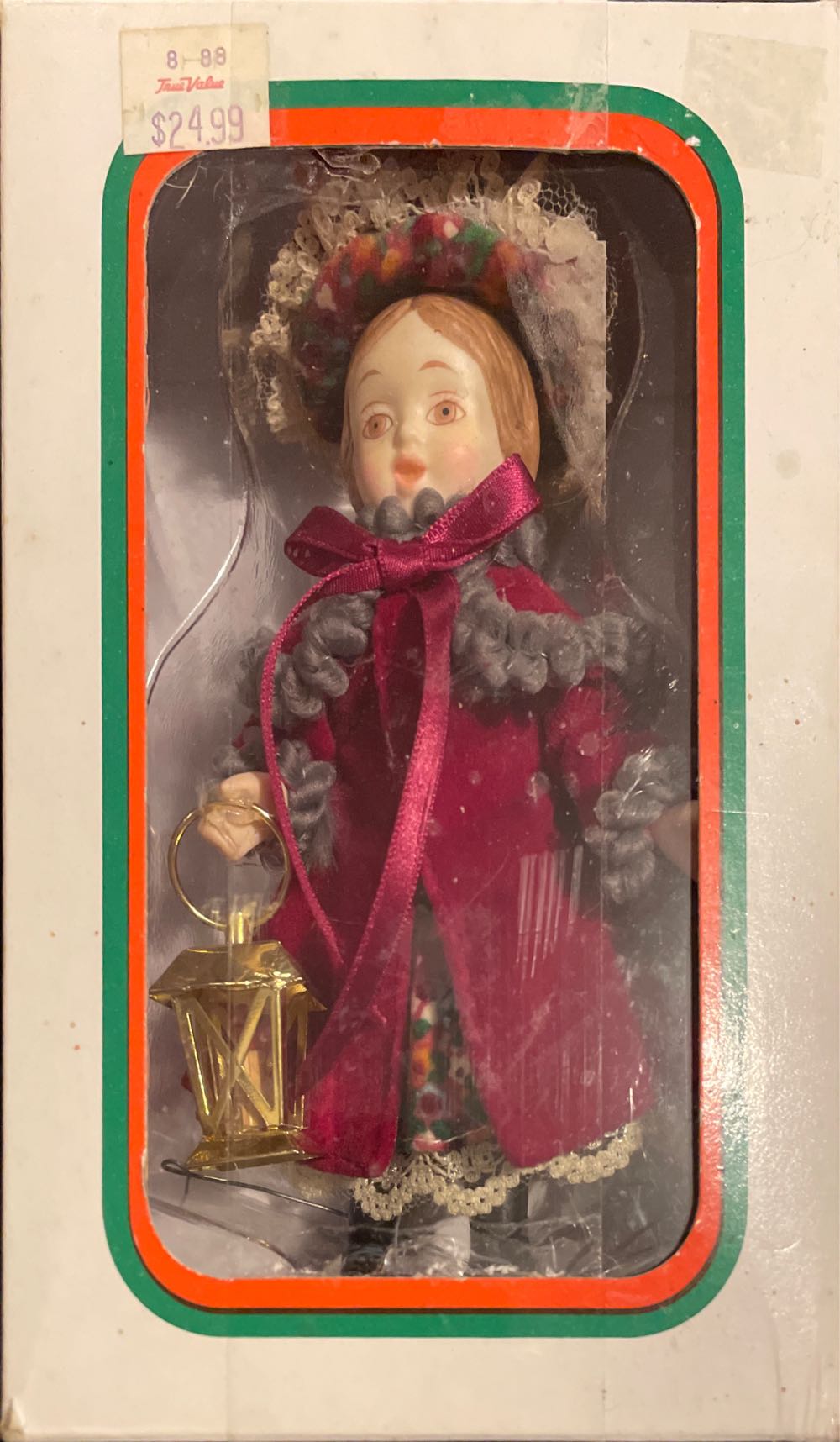 Kurt Adler - Santa’s World - Victorian Girl With Lantern - W2012 - Victorian (Santa’s World) ornament collectible - Main Image 2