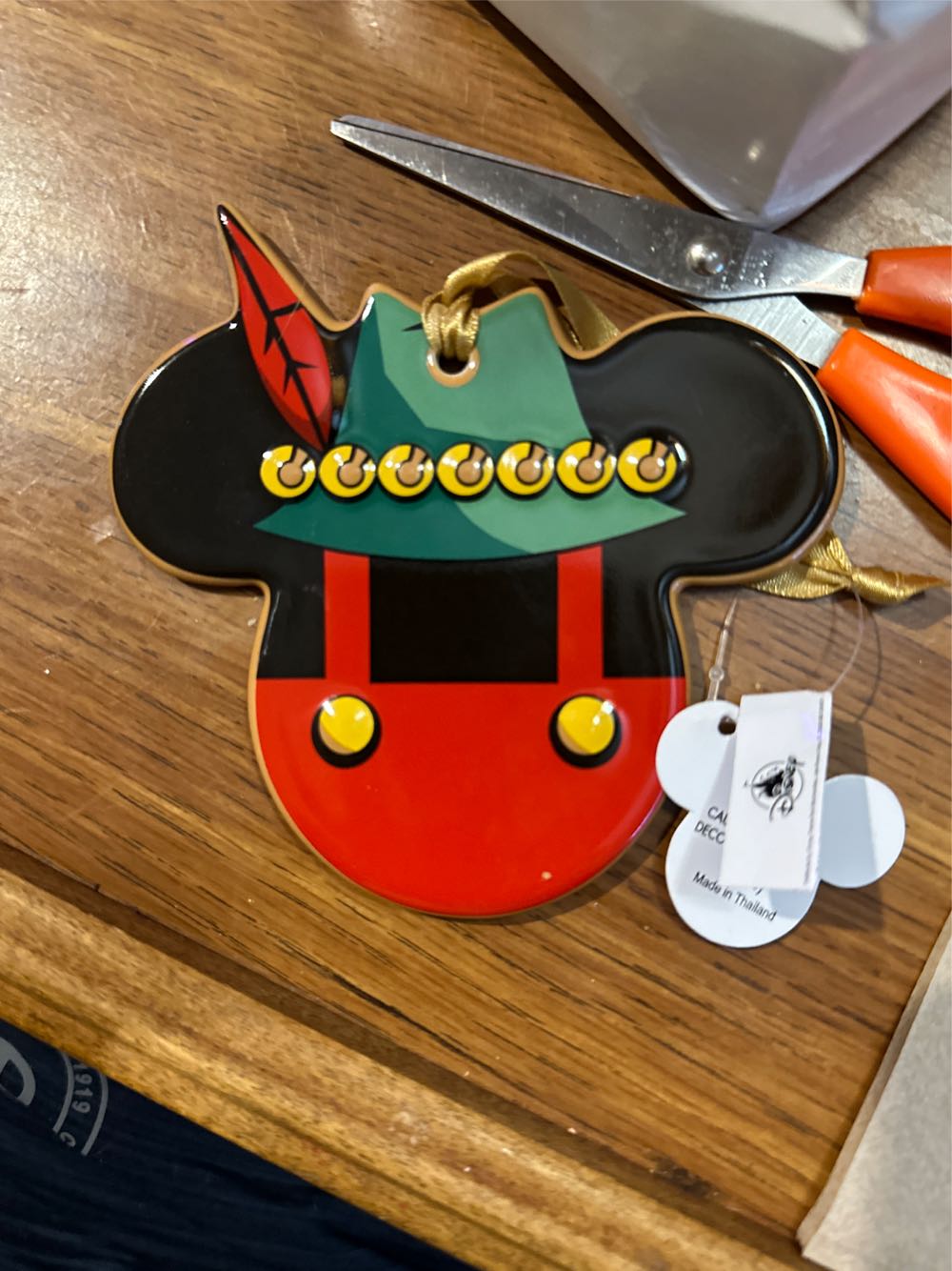 Marvel: Hallmark Superheros Thanos Gauntlet