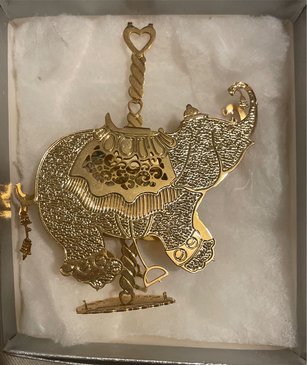 Wallace Silversmiths - 1992 - Carousel Elephant - Elephant (Carousel) ornament collectible - Main Image 2
