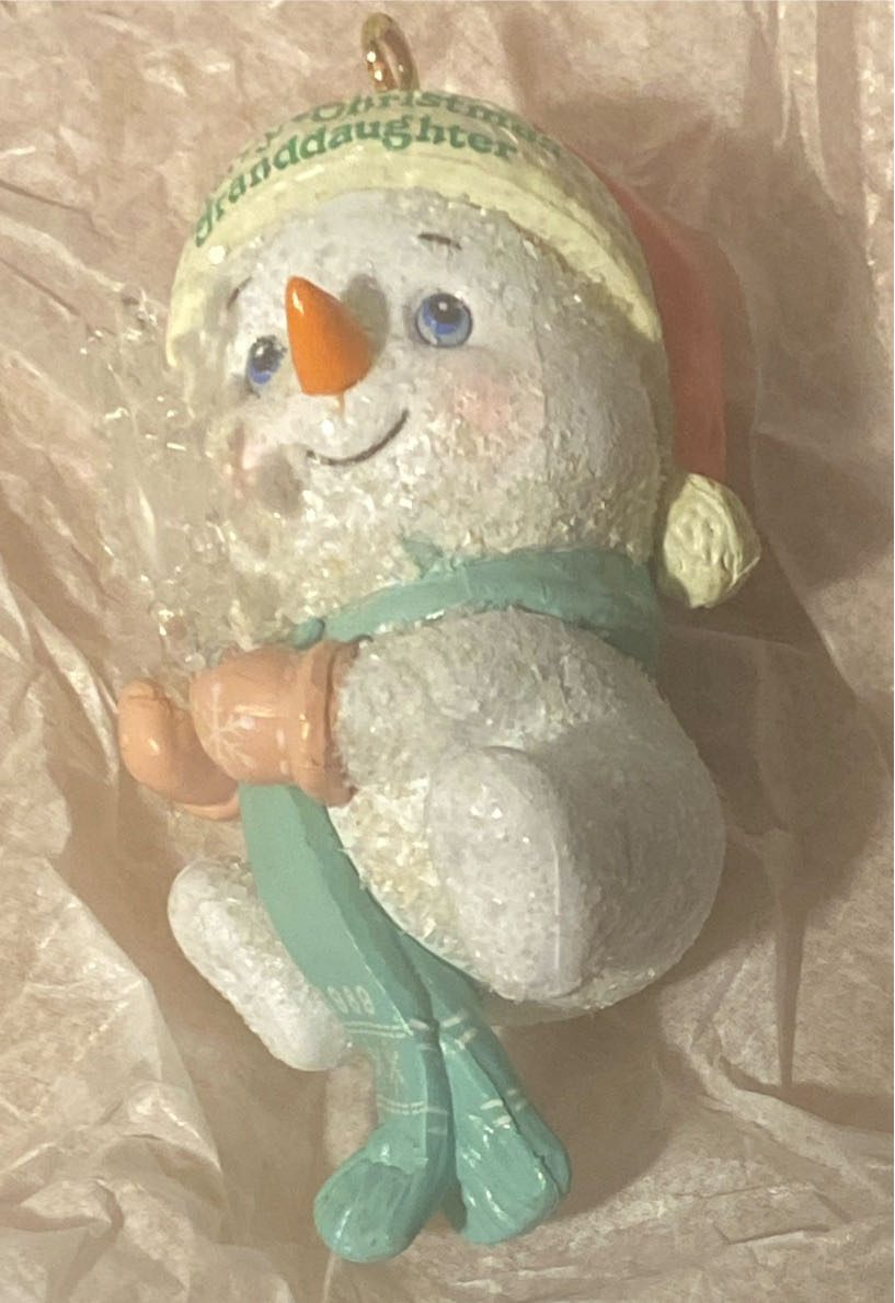 Carlton Heirloom Granddaughter Dated Snowbaby - Dated (Snowman) ornament collectible - Main Image 2