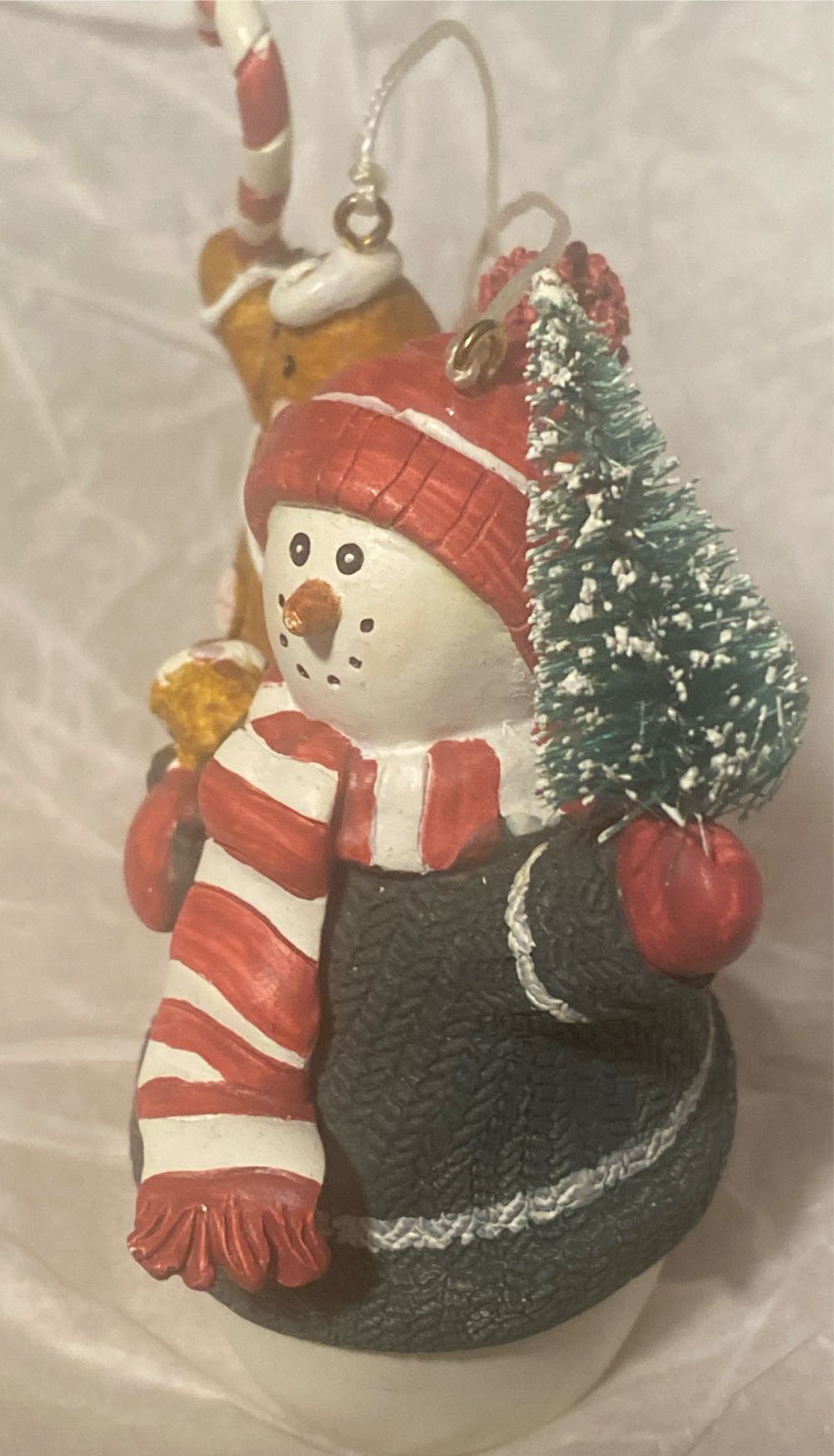 SGE Midwest Cannon Snowman With Gingerbread Man - Snowman (Midwest Cannon) ornament collectible - Main Image 3