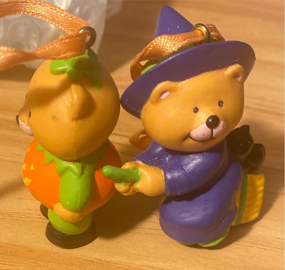 Avon Halloween Bear Ornaments  - Avon Ornaments (Halloween) ornament collectible - Main Image 3