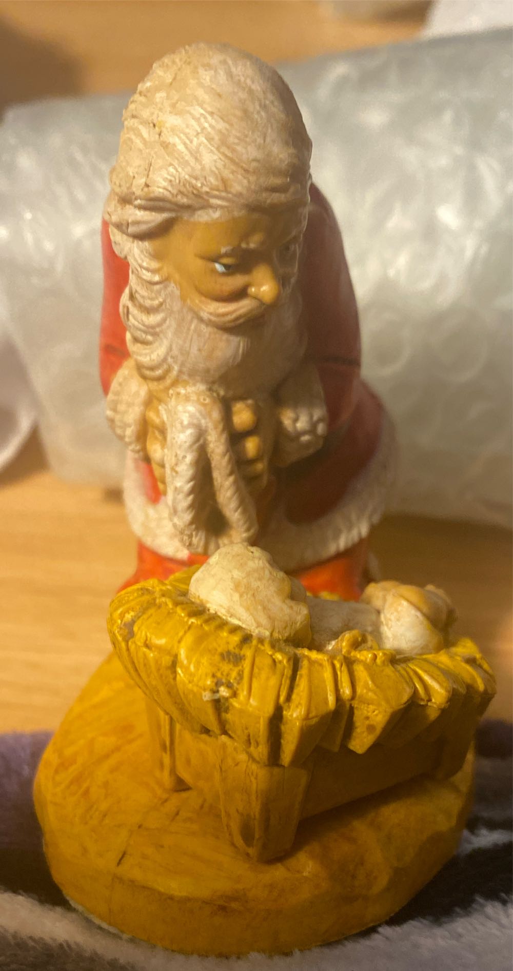 Fontanini - The Kneeling Santa - Santa (Fontanini Nativity) ornament collectible - Main Image 4