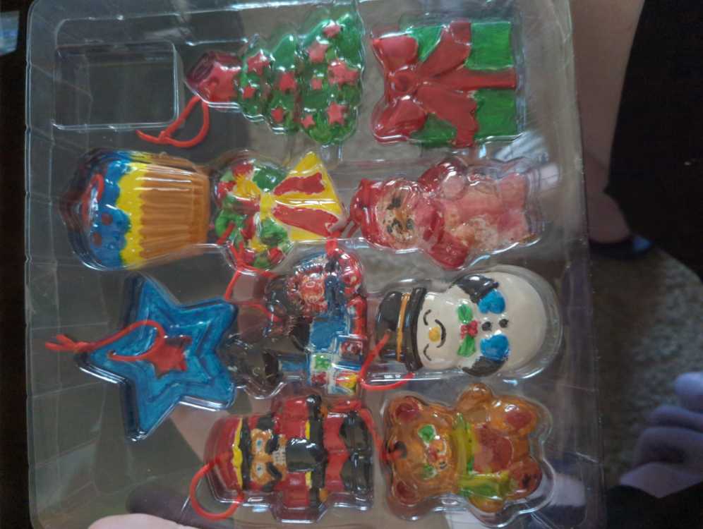 Plaster Ornaments (9)  ornament collectible [Barcode 886935016381] - Main Image 2