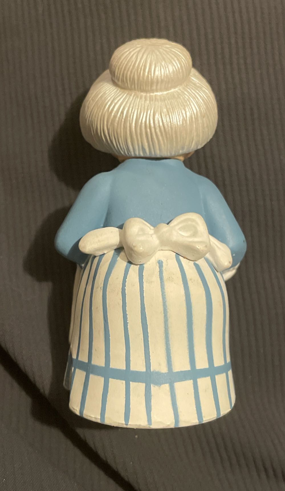 NECA - A Year Without A Santa Claus - Figurine - Mrs. Claus - Year Without A Santa Claus (TV Classics) ornament collectible - Main Image 2