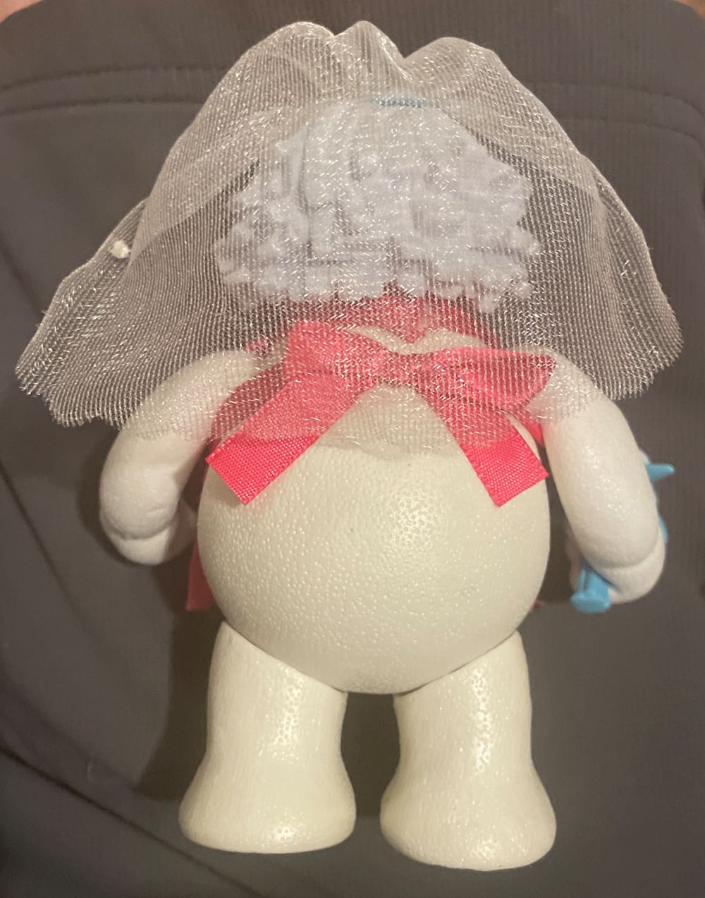 Round2 - Frosty The Snowman - Figurine - Crystal The Snowwoman - Frosty The Snowman (TV Classics) ornament collectible - Main Image 2