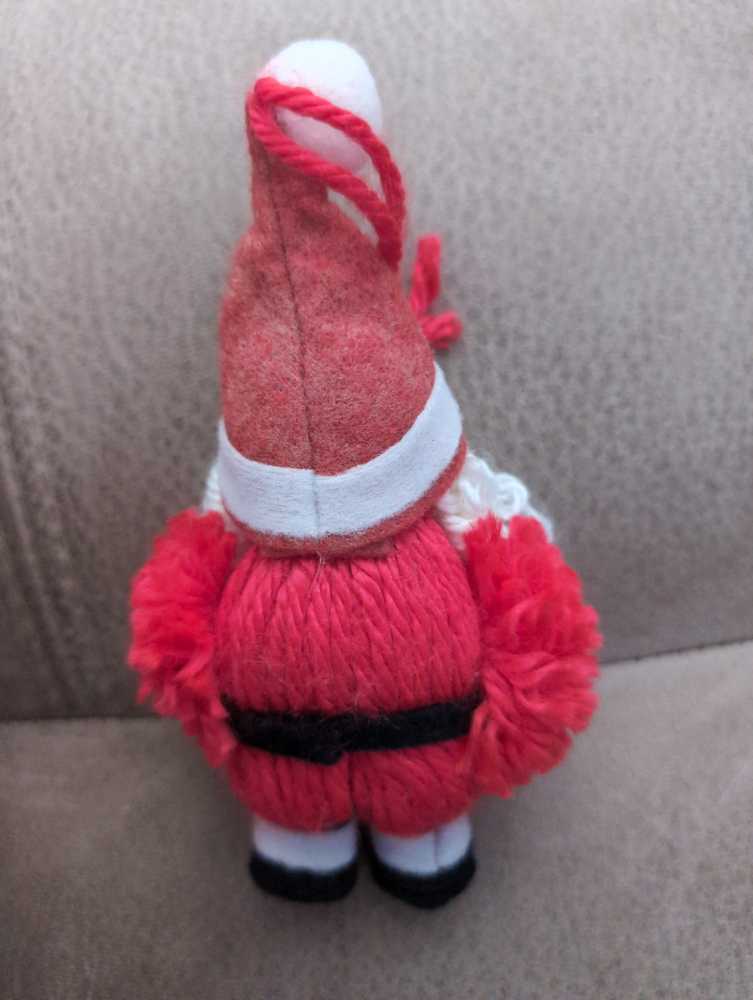 Yarn Santa 1973 - Yarn Ornaments (Santa) ornament collectible - Main Image 2