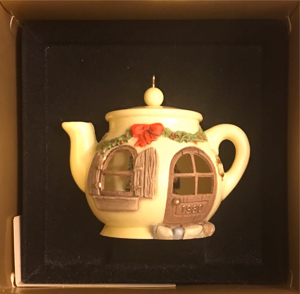 Tree Trimmer A Spot Of Christmas Cheer 1980  ornament collectible - Main Image 2