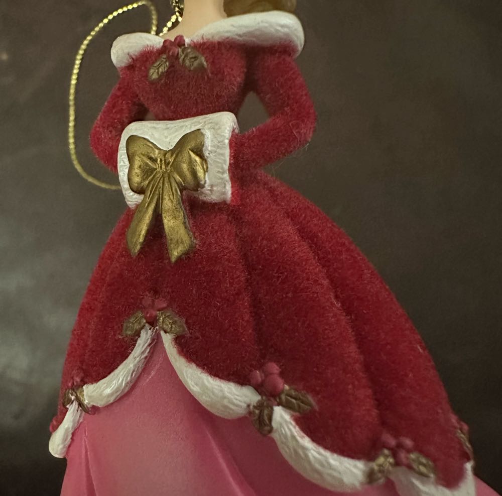 Belle - Flocked Holly Berry Pink & Red Dress - Disney Store (Disney’s beauty and the beast) ornament collectible - Main Image 4
