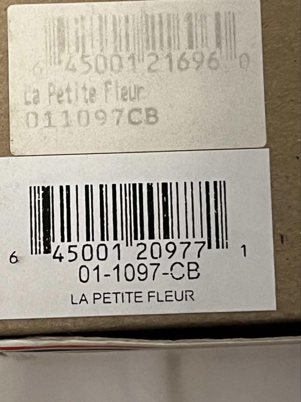 Fantasia Le Petite Fleur  ornament collectible - Main Image 4