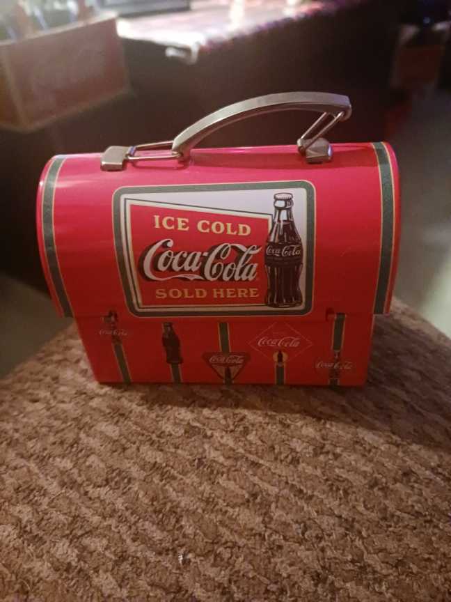Coca-Cola Ornament Domed Lunch Box Tin Signs 2007 - Coca-Cola hanging tin lunch box mini (Coca-Cola Ornament) ornament collectible - Main Image 2