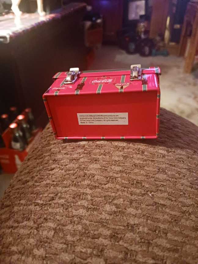 Coca-Cola Ornament Domed Lunch Box Tin Signs 2007 - Coca-Cola hanging tin lunch box mini (Coca-Cola Ornament) ornament collectible - Main Image 4