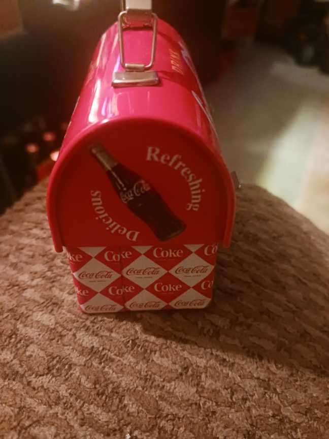 Coca-Cola Ornament Domed Lunch Box Tin Drink Coca-Cola 2007 - Coca-Cola hanging tin lunch box mini (Coca-Cola Ornament) ornament collectible - Main Image 2